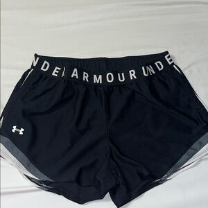 Under Armour Black Athletic Shorts Moisture-Wicking Lightweight